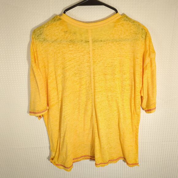 Harry Potter Hogwarts Yellow Sleep Shirt Tee L 12-14 Wizarding World Licensed - Picture 5 of 5